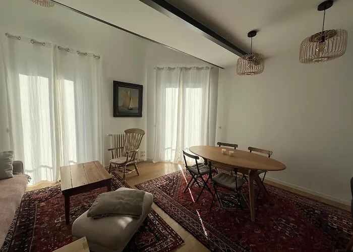 Duplex T3 Rénové Avec Balcon, Près De La - Fr-1-374-239 *